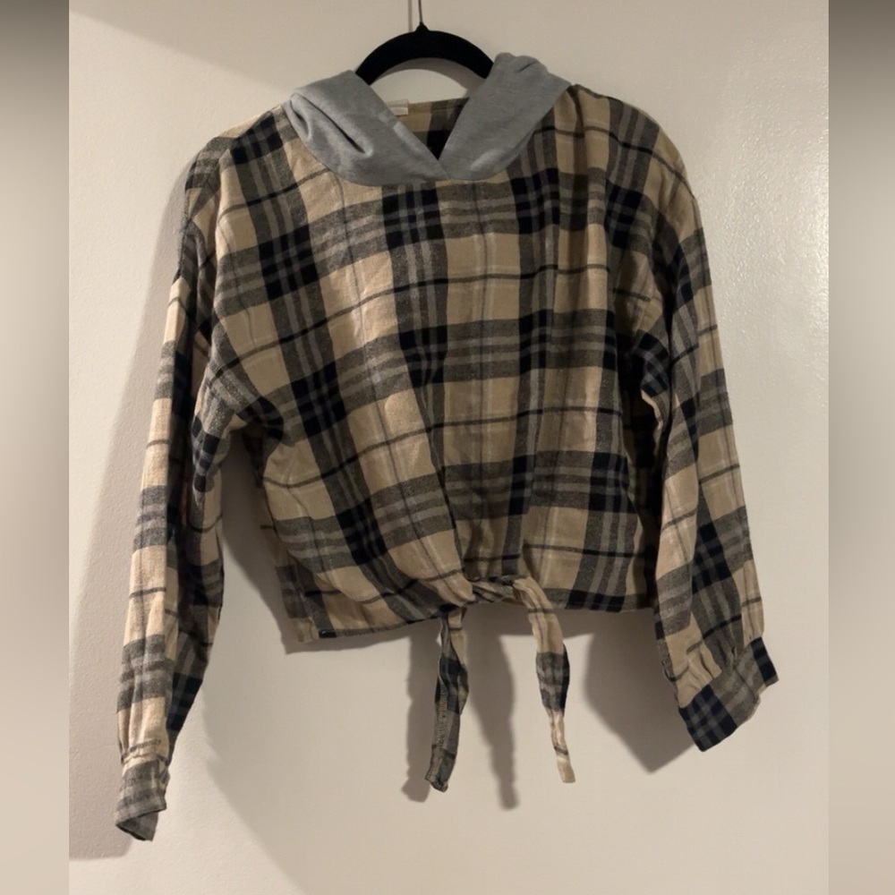 ROMWE Gray & Beige Plaid Flannel Top with Hood